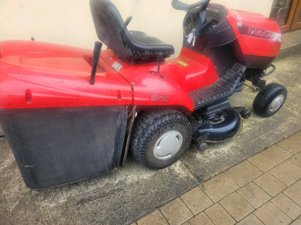 Castlegarden lawnmower - Image 2
