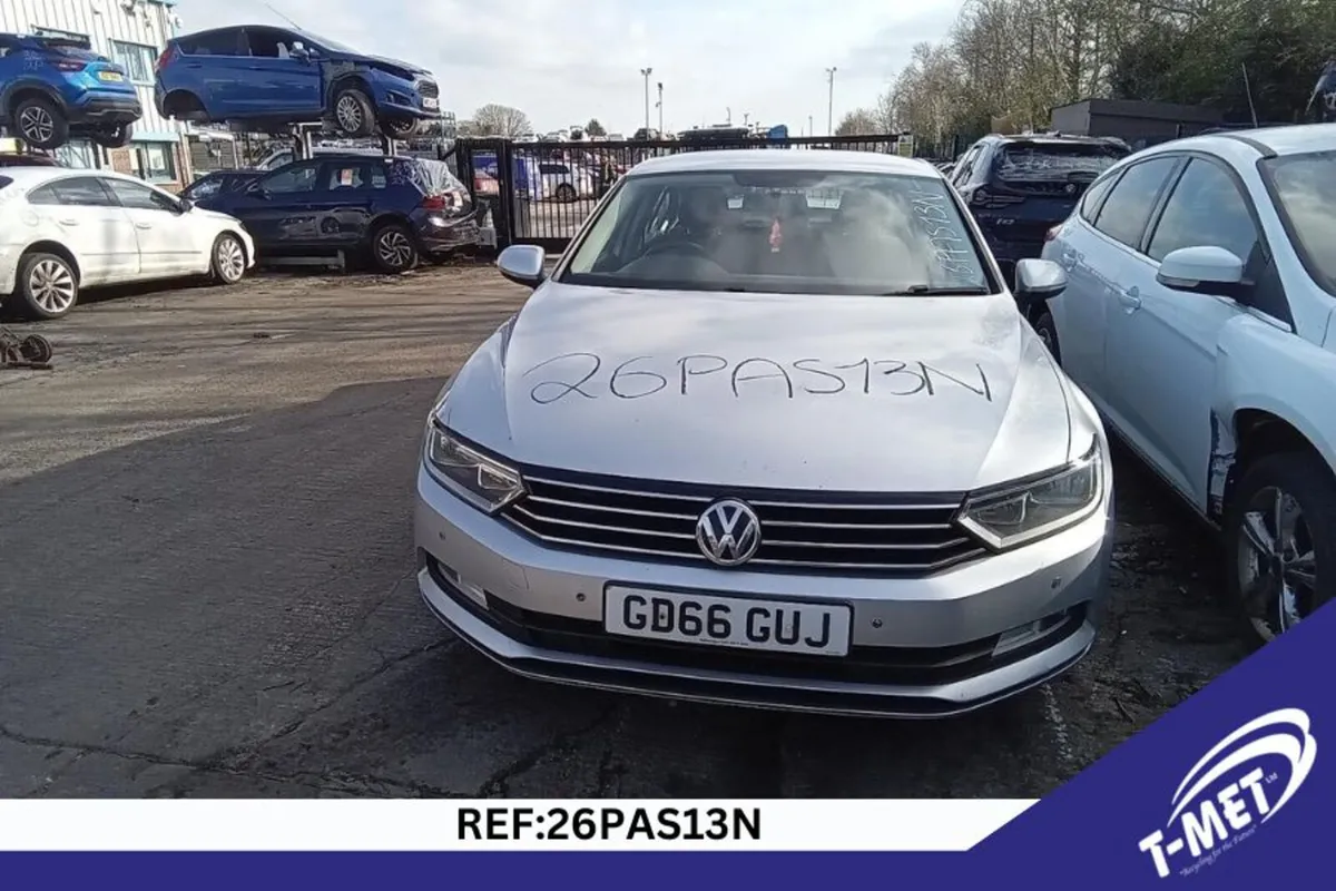 2016 VOLKSWAGEN PASSAT BREAKING FOR PARTS - Image 2