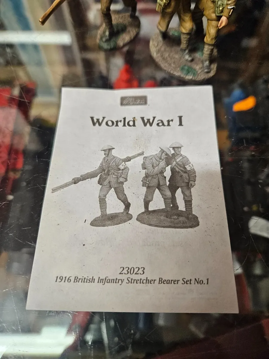 Britain's British Army WW1 Infantry Stretcher Bear - Image 2