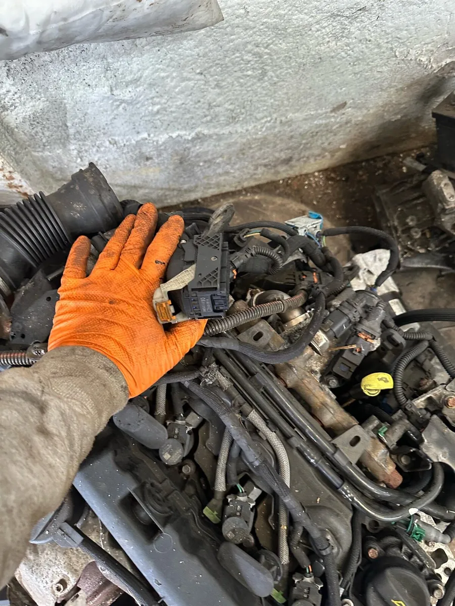 2021 vivaro expert dispatch relay 2.0 hdi engine - Image 4