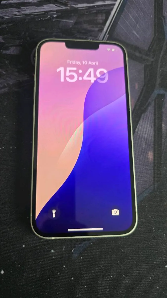 iPhone 13 128GB White Unlocked - Image 1