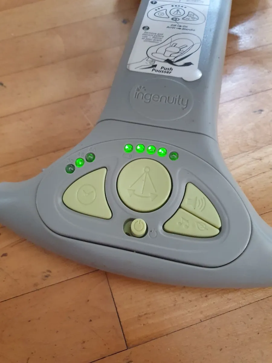 Ingenuity Hugs & Hoots Folding Baby Swing - Image 4