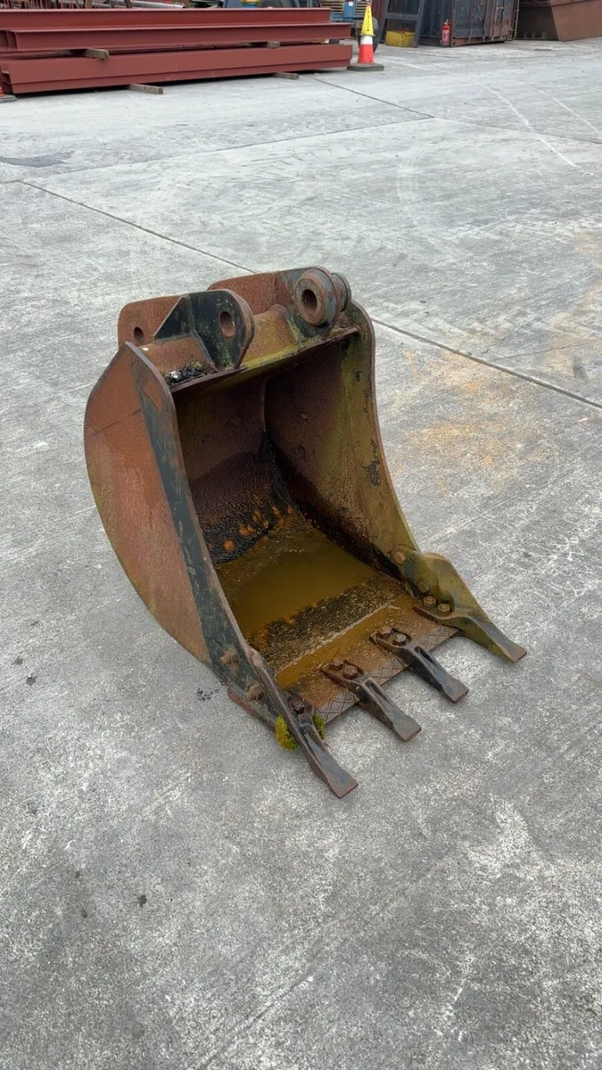 Digger bucket - Image 1