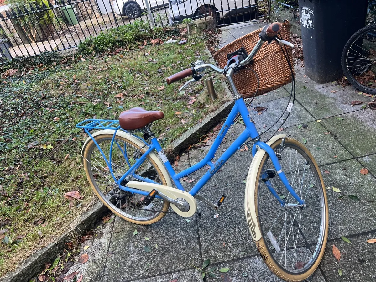 Ladies bike. Pendleton. With basket.  VGC - Image 3