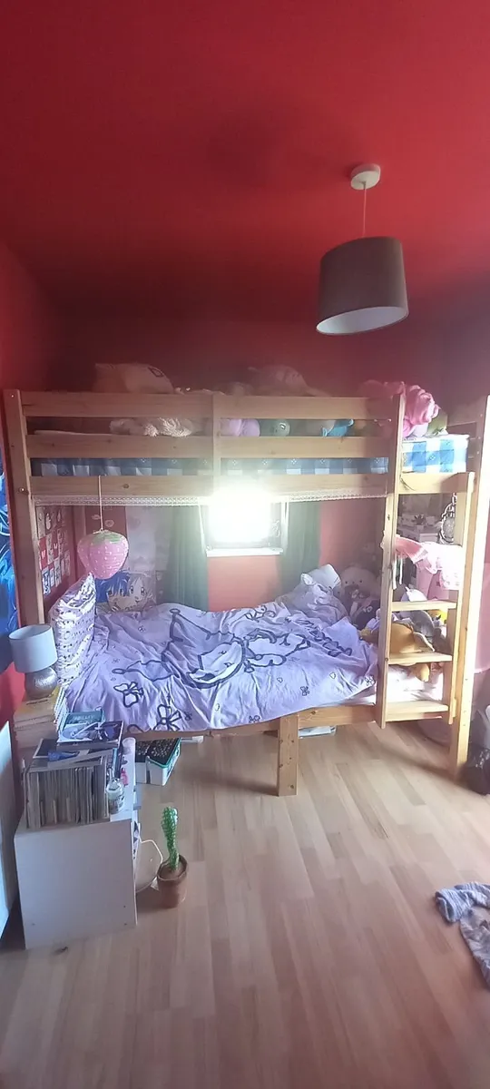Bunk bed - Image 1
