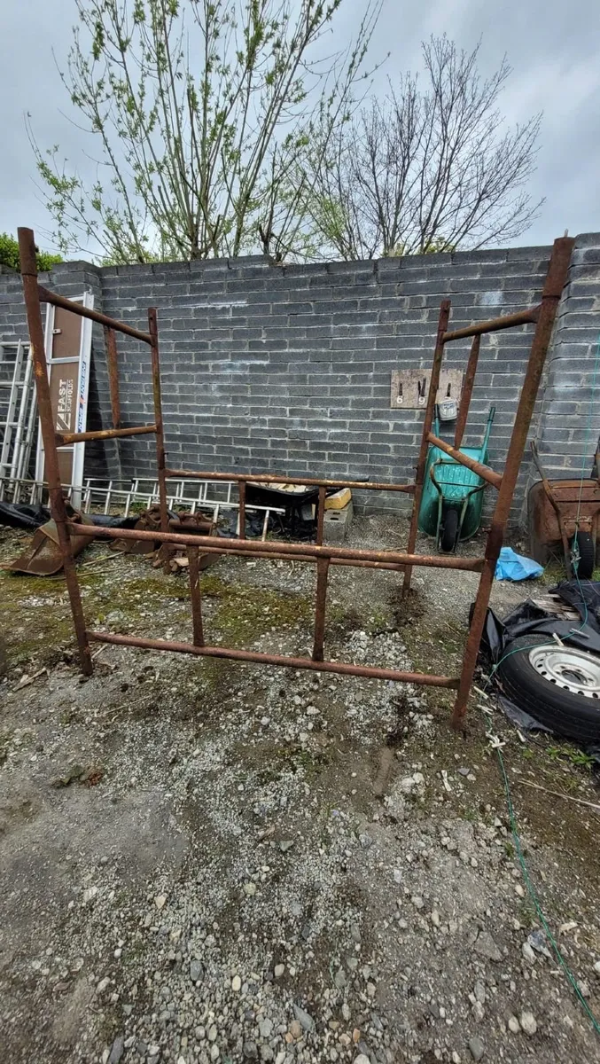 Scaffolding - Image 1