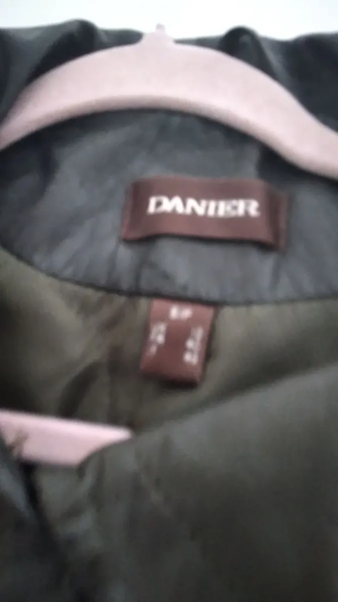 Ladies leather coat - Image 3