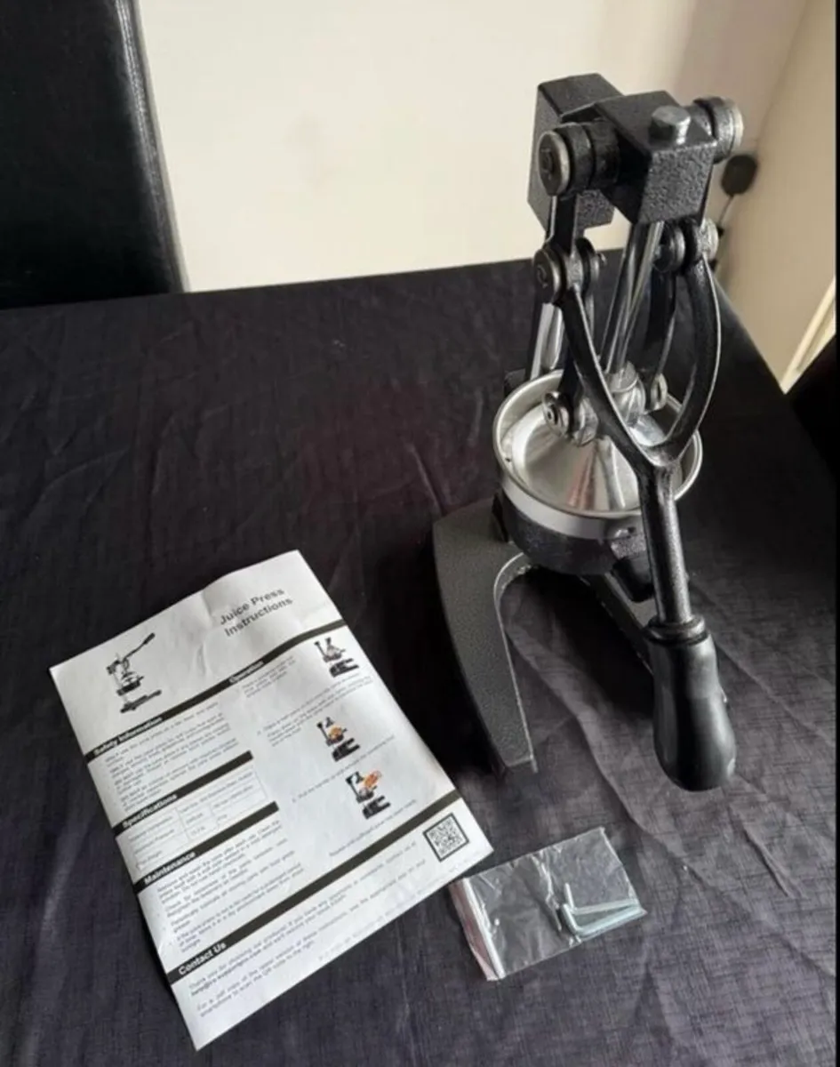 New commercial cast iron juicer, fruit press - Image 1