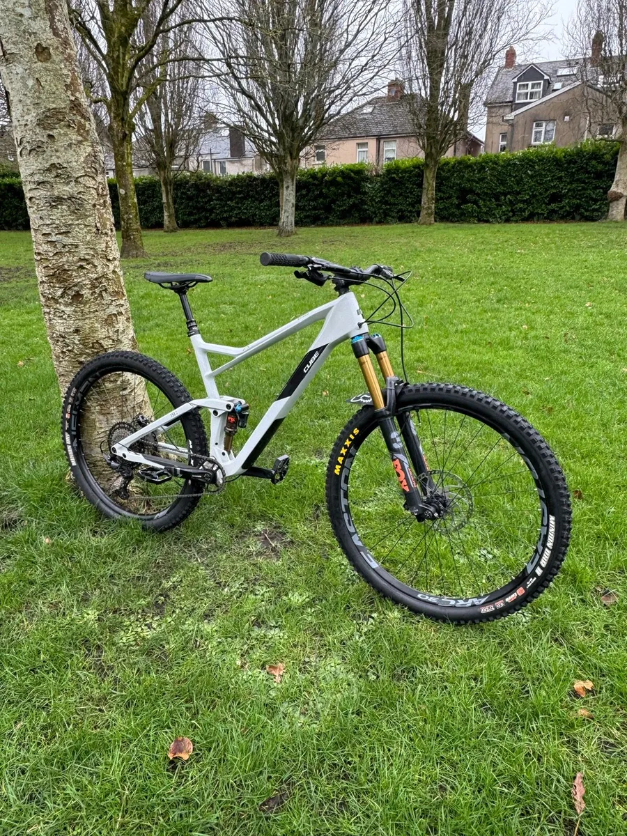 Cube stereo Custom - Image 1