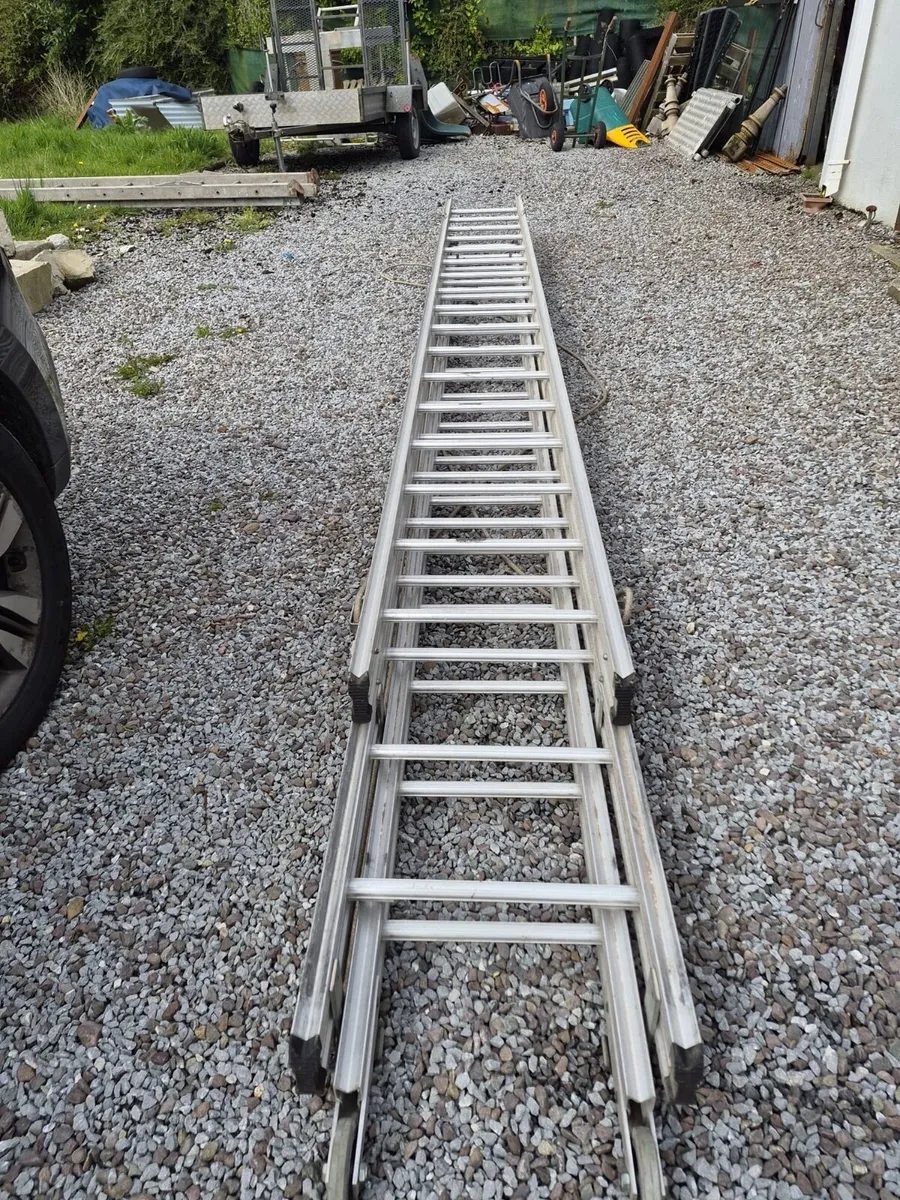 Heavy Duty Aluminium Ladder - Image 2
