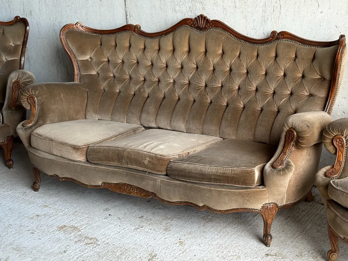 Antique sofa - Image 1