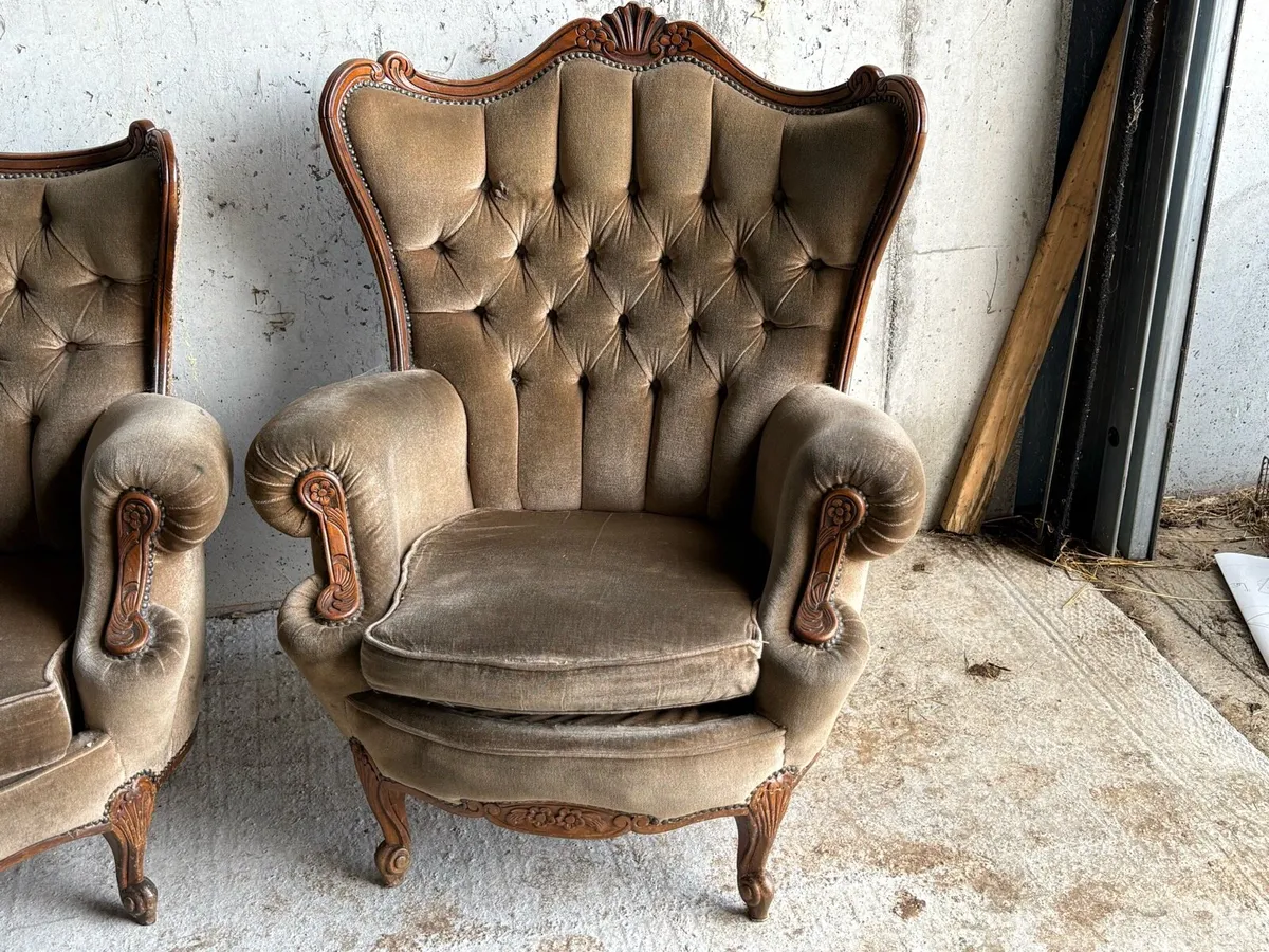 Antique sofa - Image 4