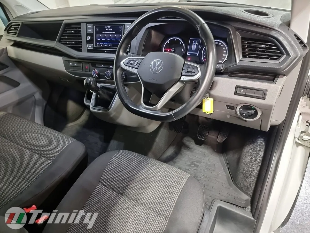 Volkswagen Transporter  ** HUGE SPEC ** T6 ** 2.0 - Image 2