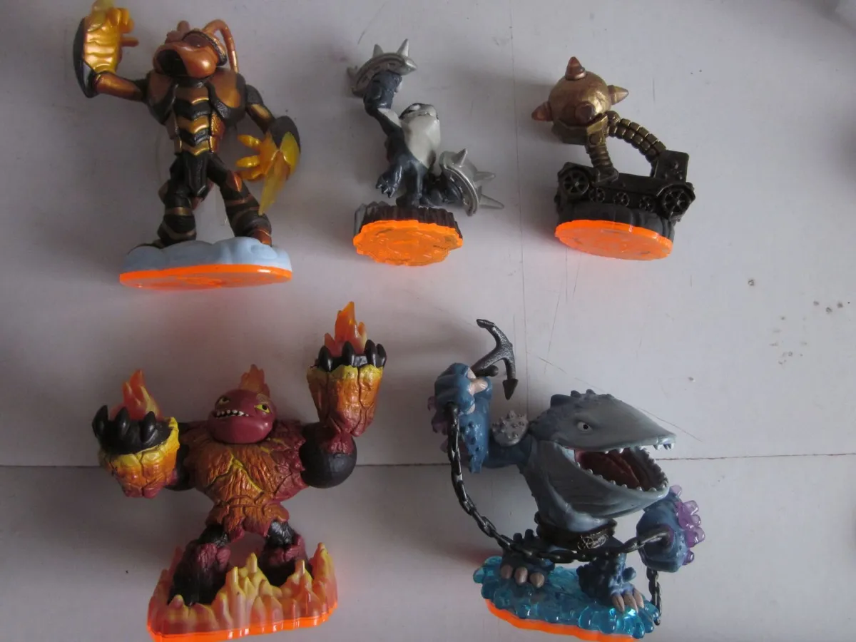 Five  Skylanders: Giants  Figures - Image 3