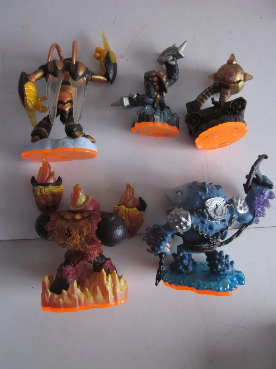Five  Skylanders: Giants  Figures - Image 4