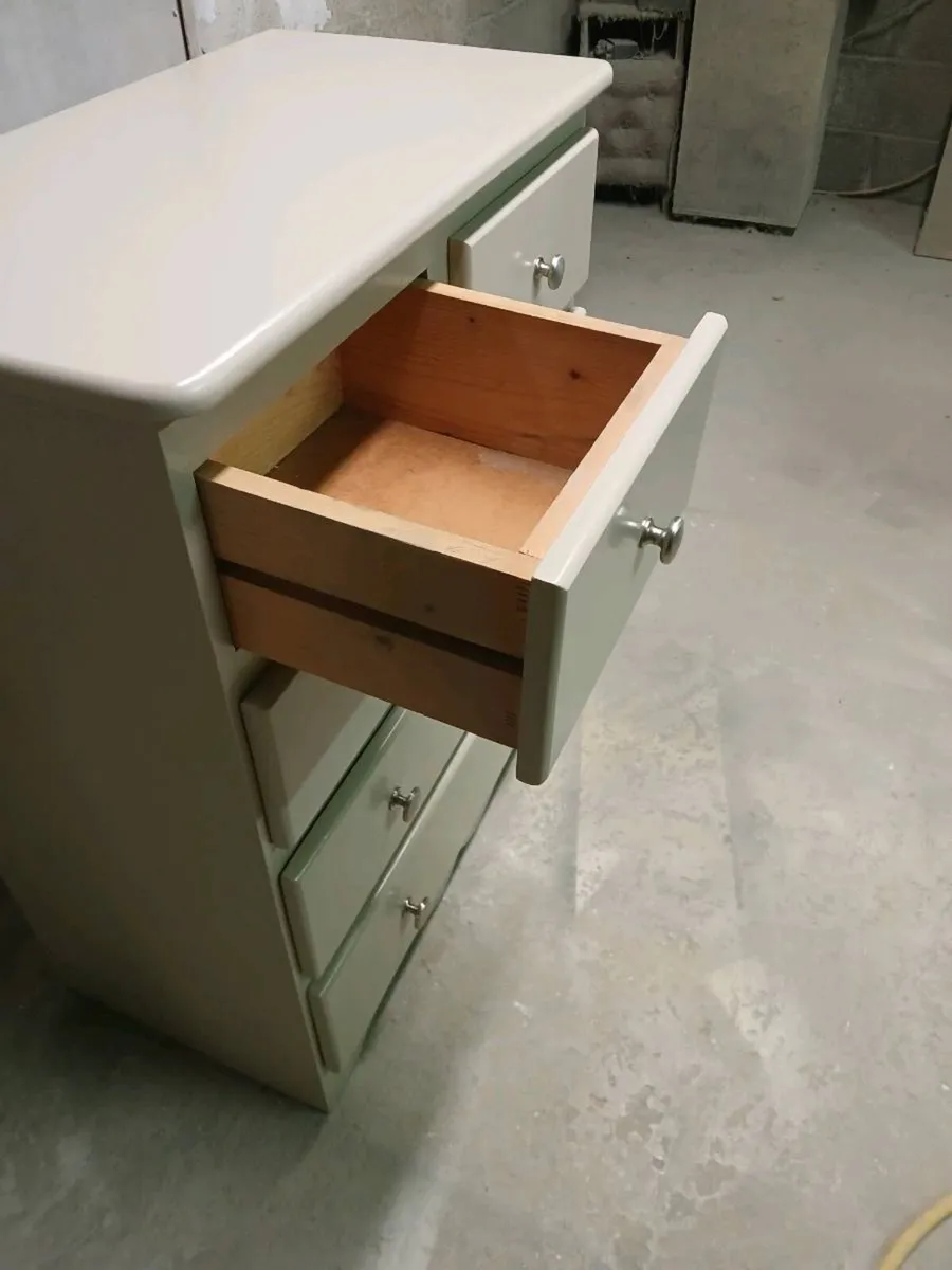 Chest of drawers - Image 4