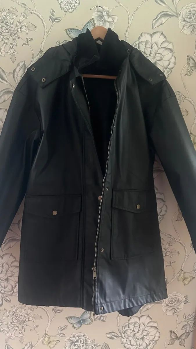 Women’s coat 14 - Image 1