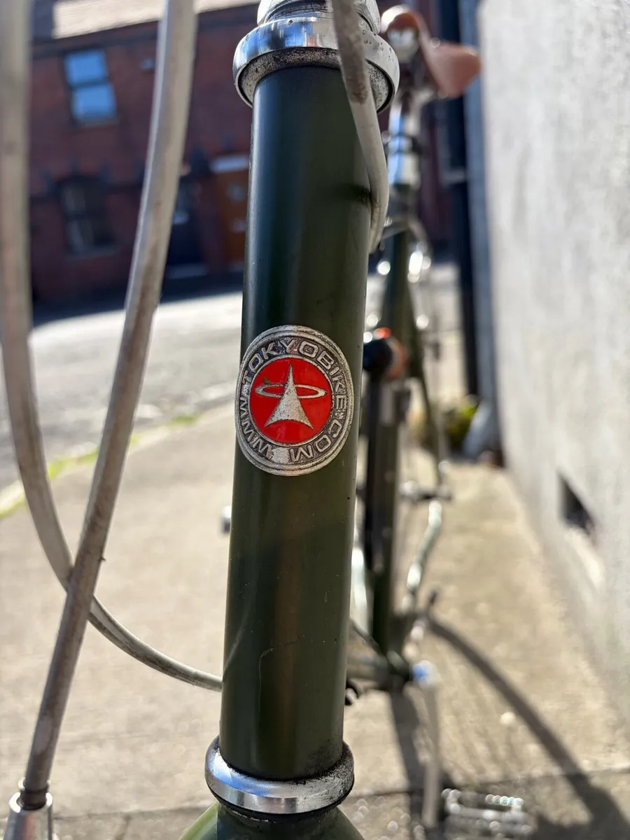 Men’s Tokyobike in moss green - great condition - Image 3