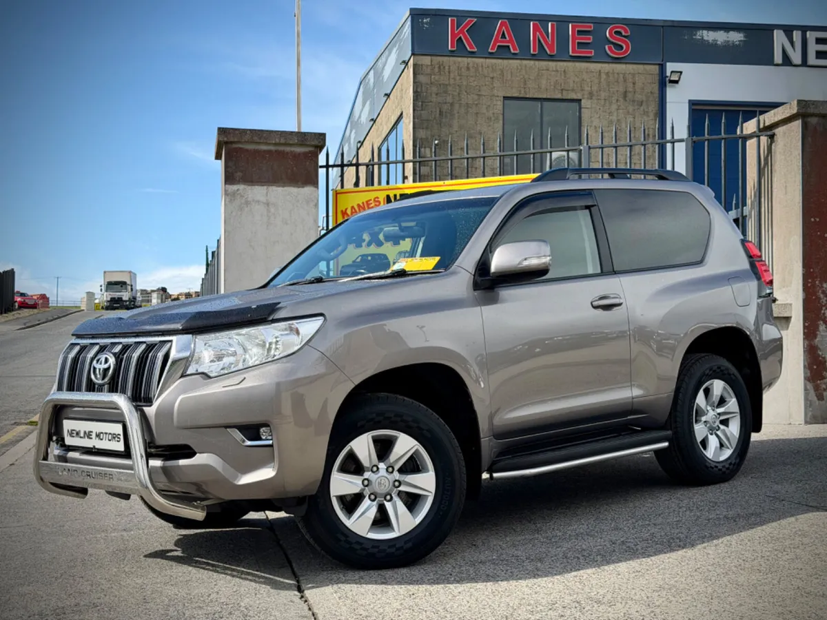 2022 Toyota Land Cruiser SWB!! 88KM!! - Image 2