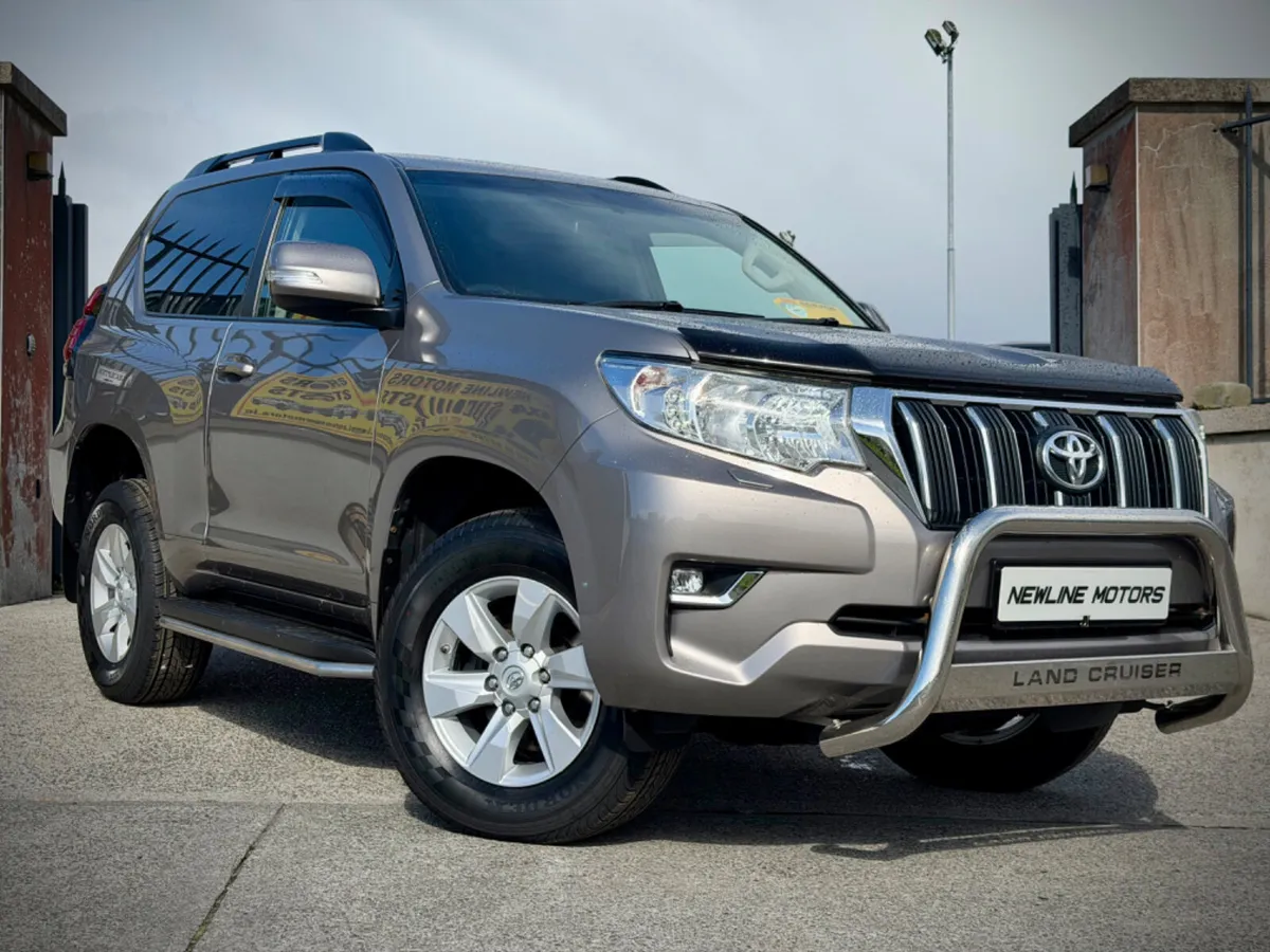 2022 Toyota Land Cruiser SWB!! 88KM!! - Image 4