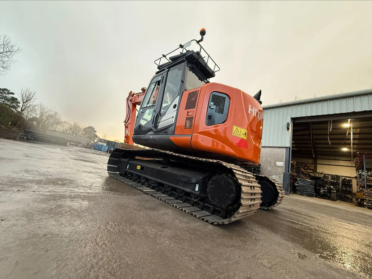 Tracks Fitted @ Undercarriage Ireland - Image 4