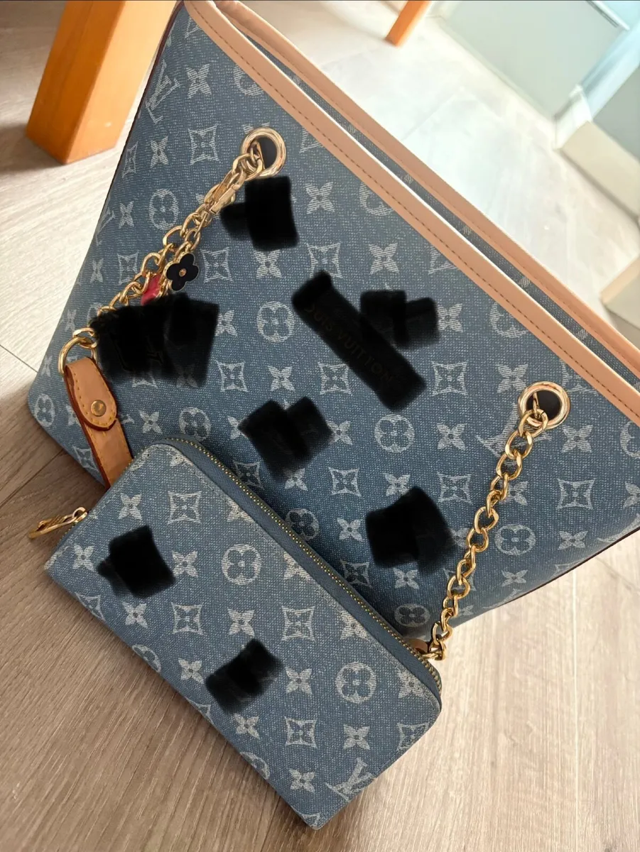 Handbag and wallet sets - Image 1