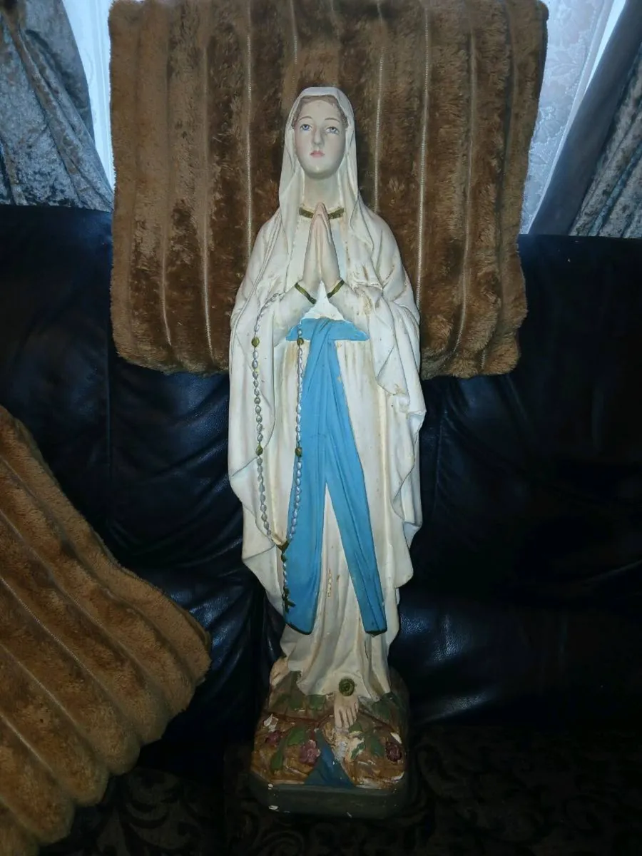 26inch Blessed Virgin statue - Image 1