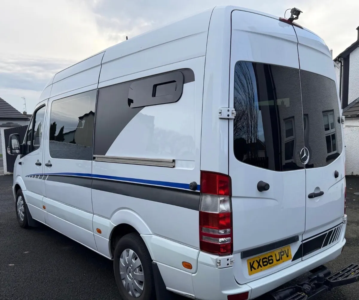 Mercedes sprinter camper - Image 3