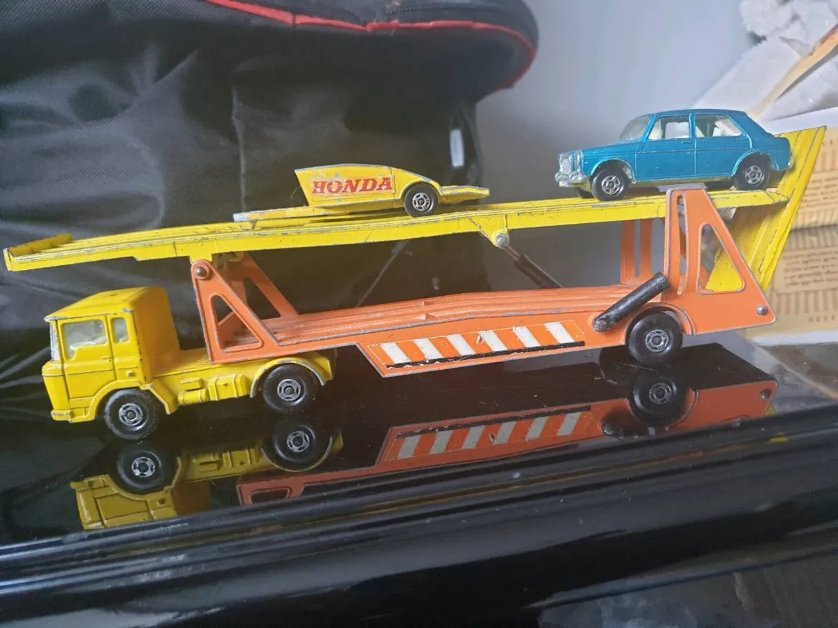 VINTAGE DIE.CAST DISPLAY MODEL FOR SALE - Image 3