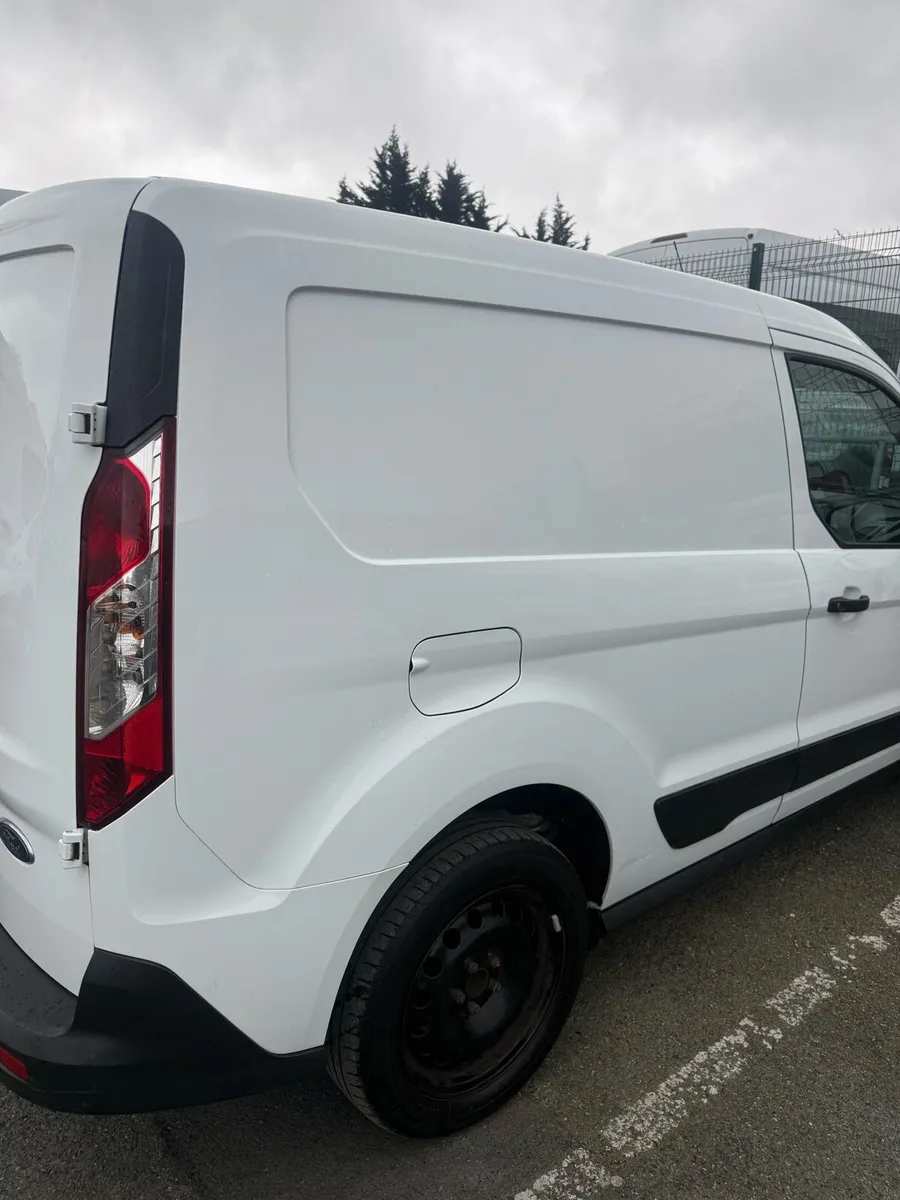 Ford Transit Connect 2020 - Image 3