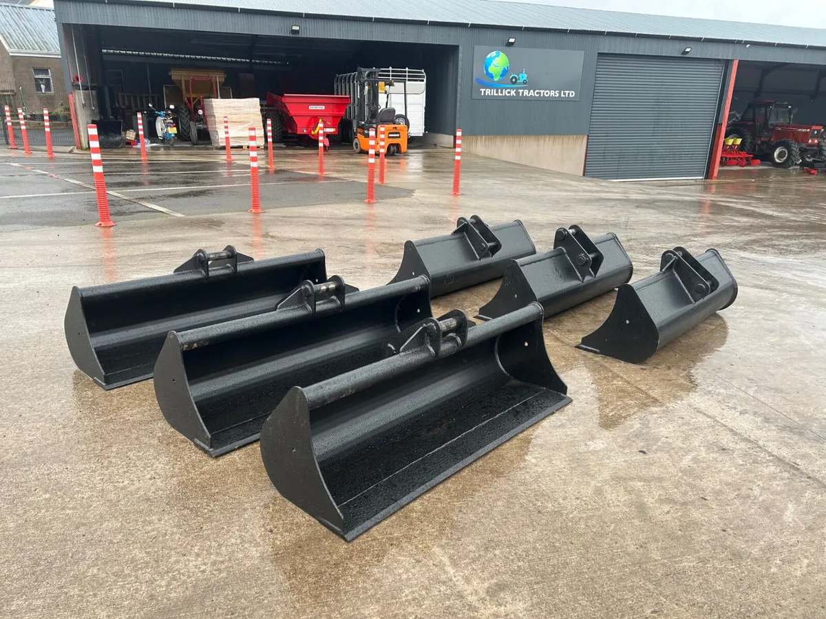 New TT 5FT Grading Buckets 45mm & 50mm pins. - Image 1