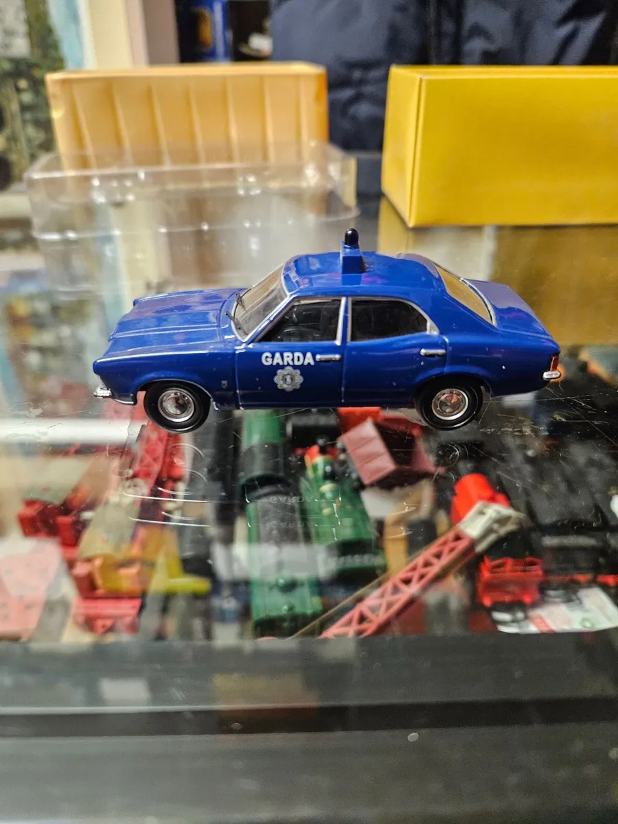 Corgi Vanguards Garda Car - Image 4
