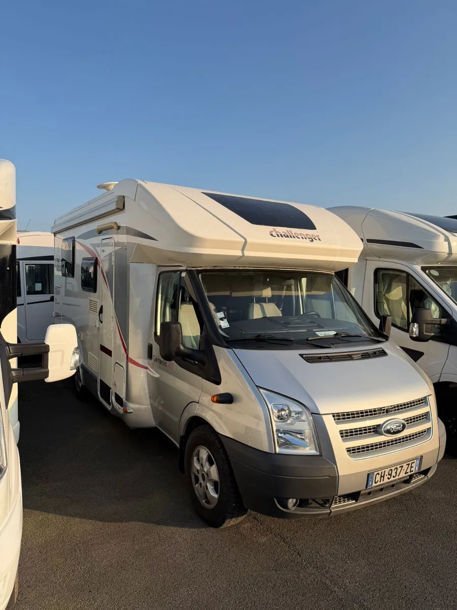 CHALLENGER LO-PROFILE ISLAND BED & DROP DOWN BED - Image 1