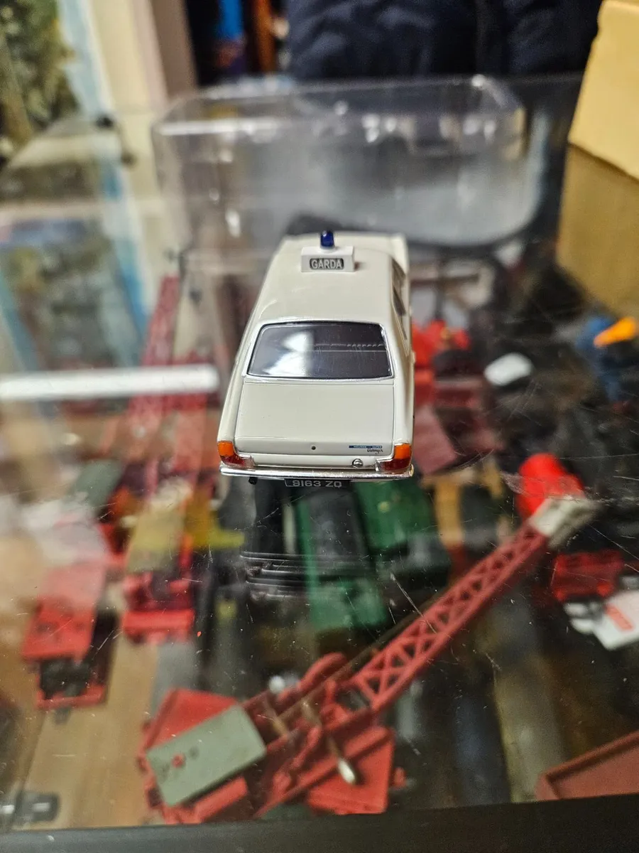 Corgi Vanguards Garda Car - Image 4