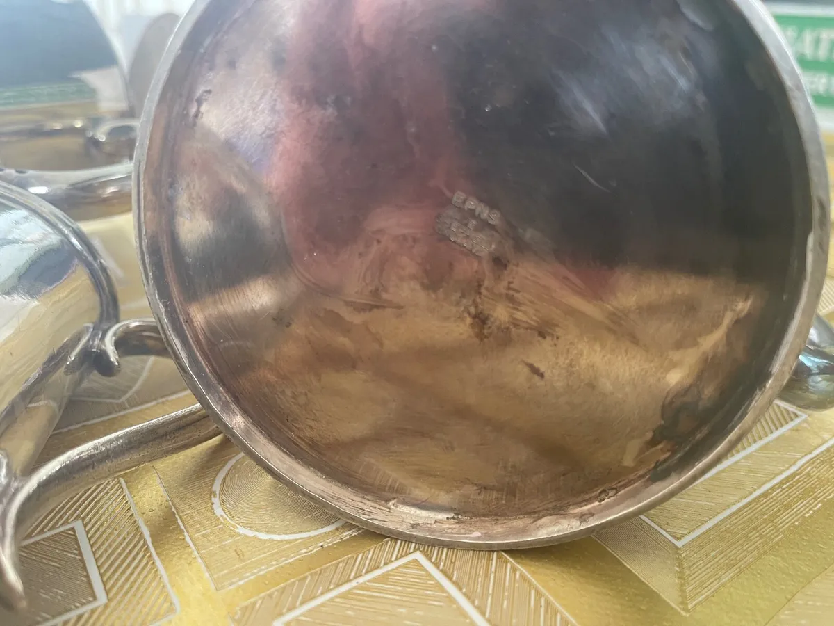 Silver tea, coffee pot & milk jug - Image 2