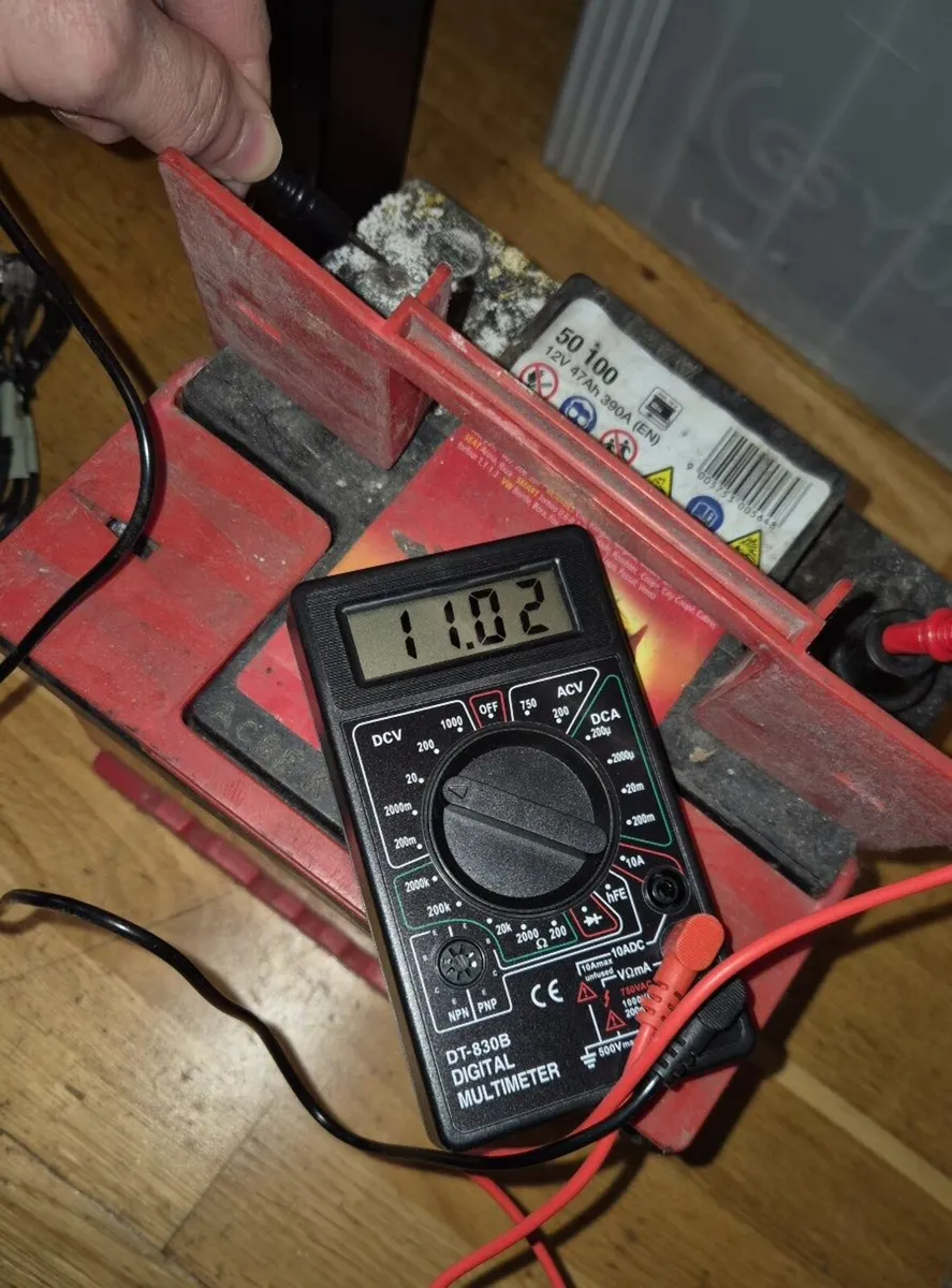 Car battery - Image 3