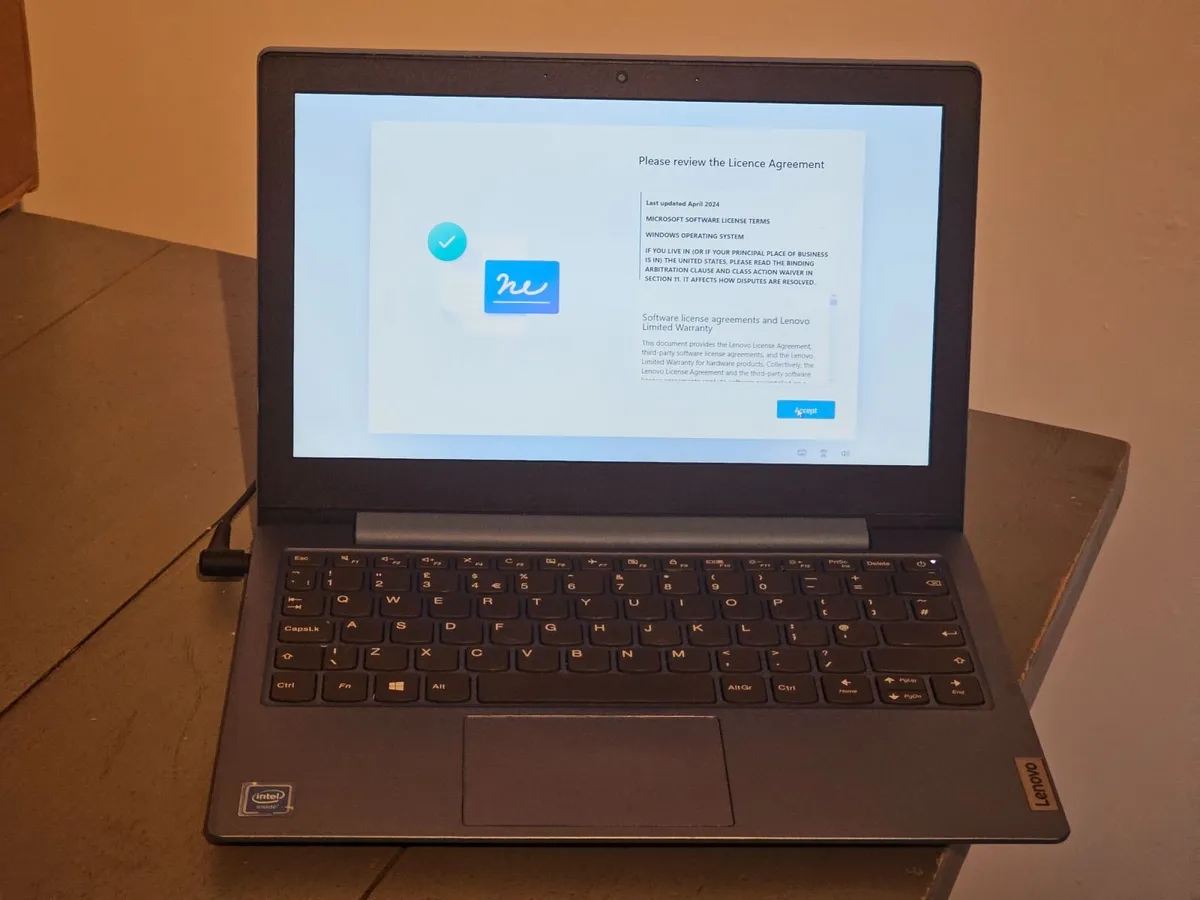 Lenovo IdeaPad Laptop 4GBRAM – Excellent Condition - Image 1