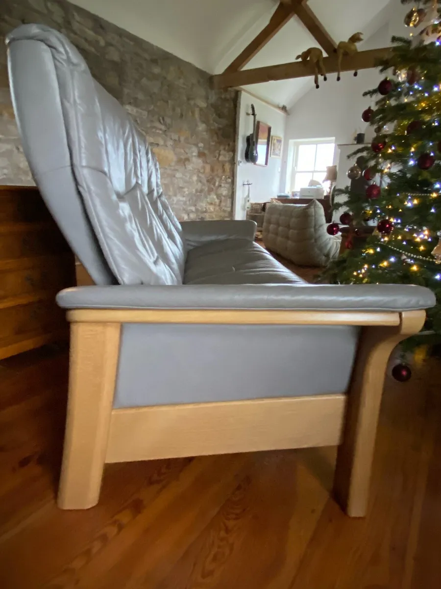 Reclining leather wood sofa - Image 3