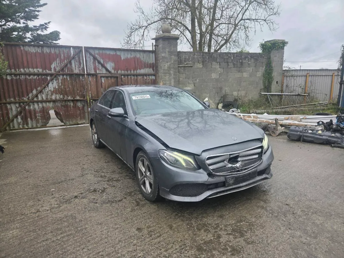 2018 merceses e220 - Image 1