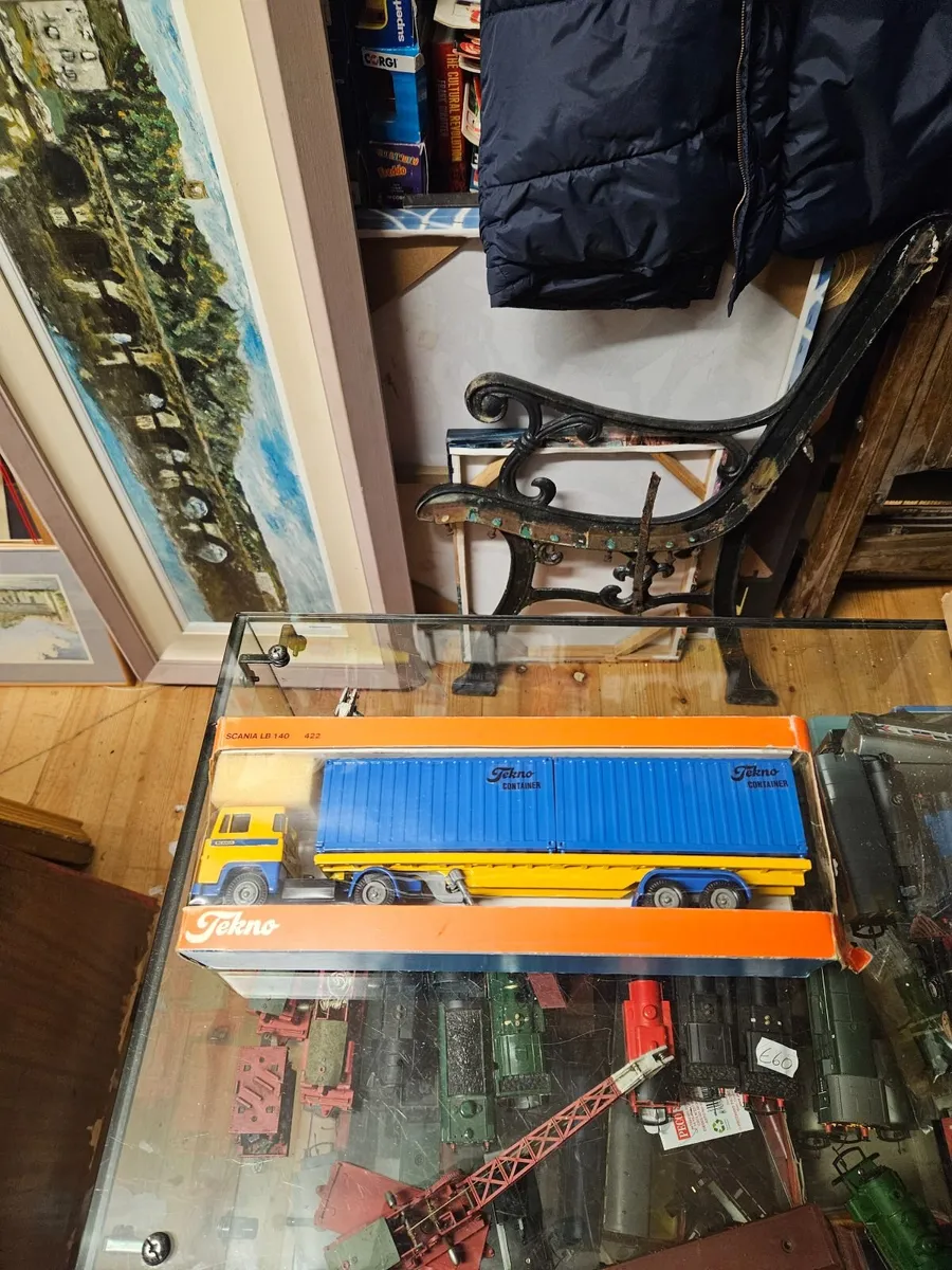 Corgi Tekno Scania Tractor Unit and Trailer 1.50 - Image 3