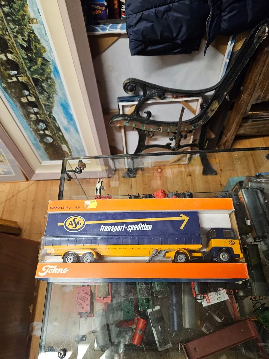 Corgi Tekno Scania Tractor Unit and Trailer 1.50 - Image 1