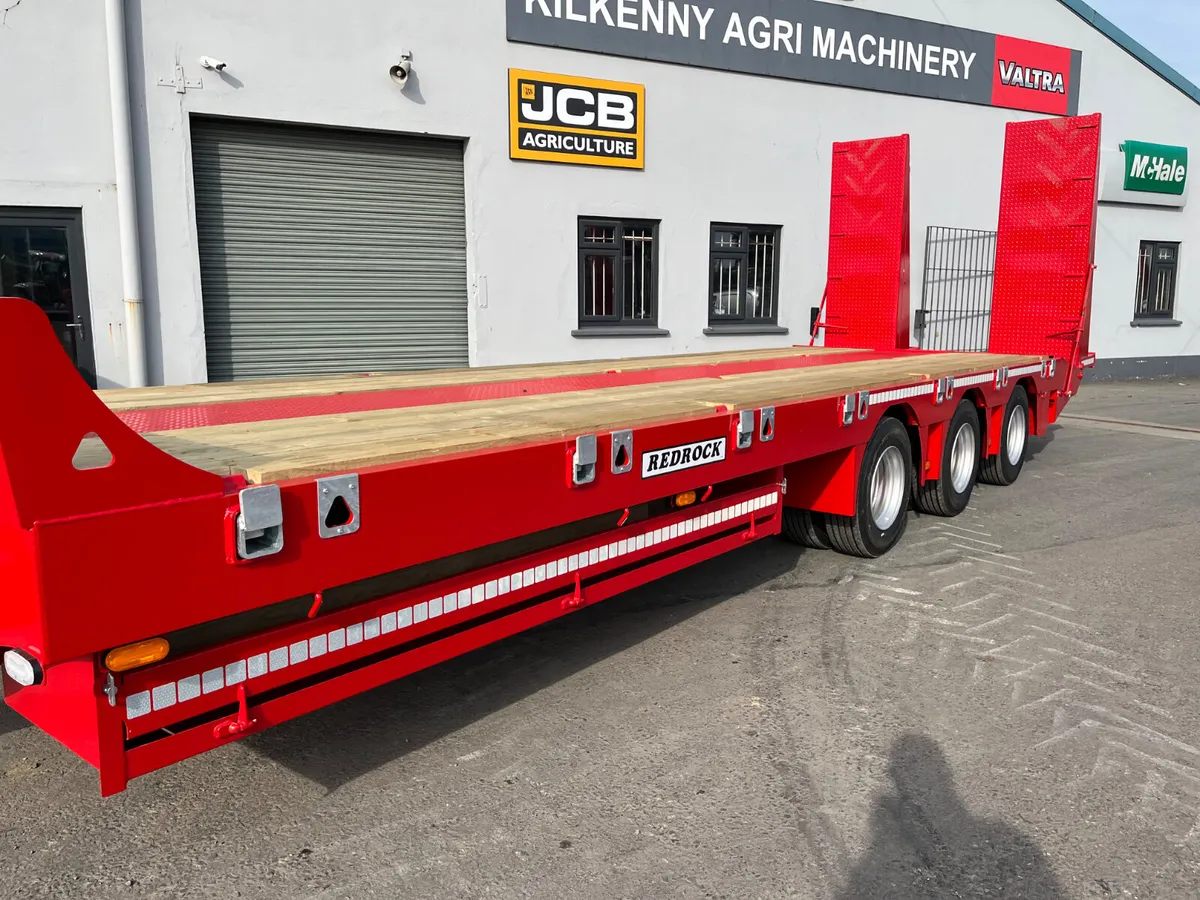 Redrock Lowloader c/w Steering - Image 2