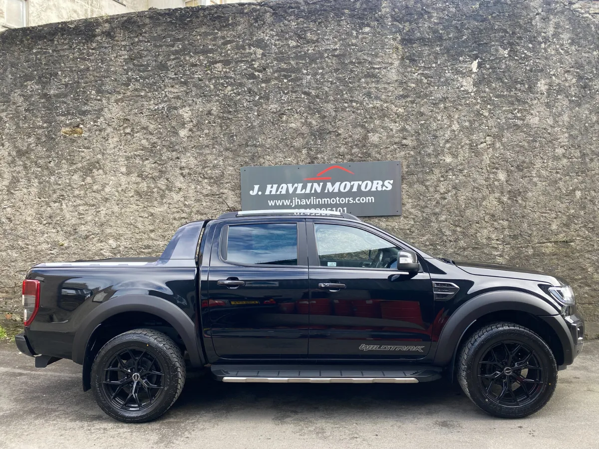 Nov 2022 Ford Ranger Wildtrak Bi-Turbo 213 - Image 3