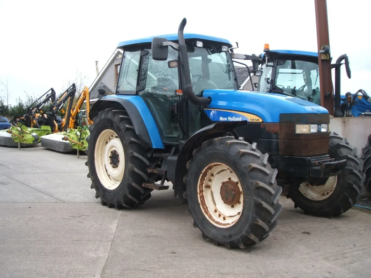2009 New Holland TM 140 - Image 1