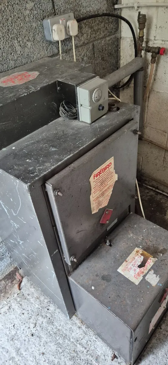 Oil boiler - Image 2