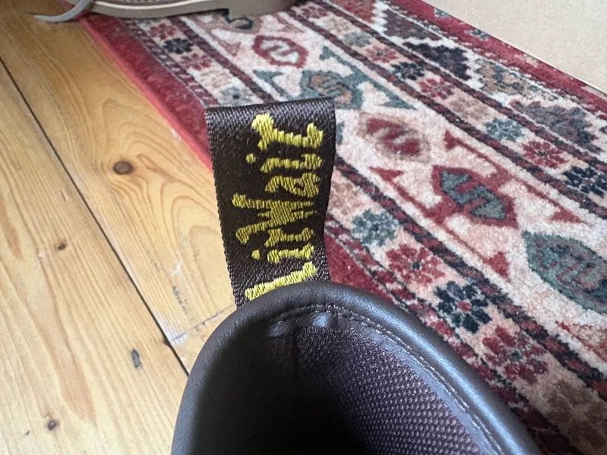 Dr. Martens Brookline Chukka 6 Eye Boot Unisex - Lace-up Ankle Boots - Olive - Image 4