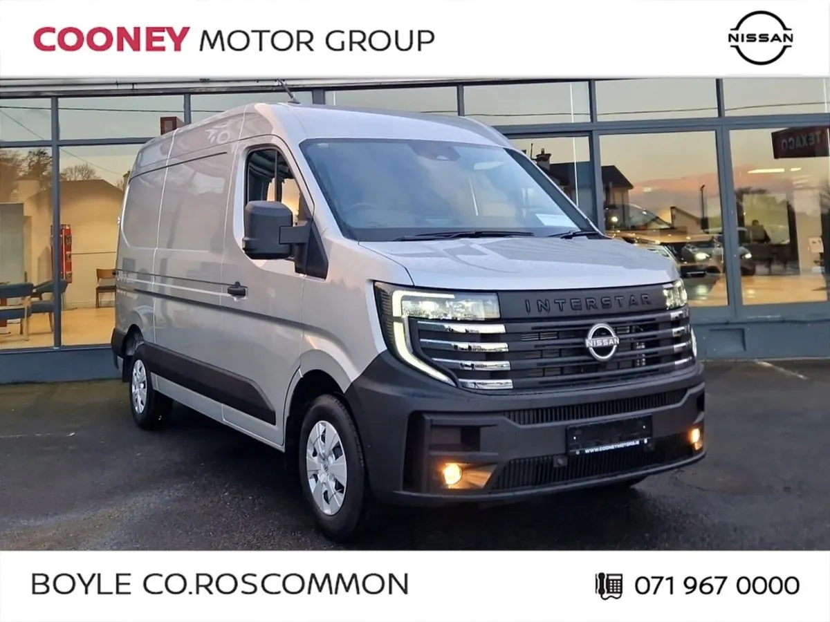 Nissan Interstar SV Premium Automatic 170Bhp - Image 1