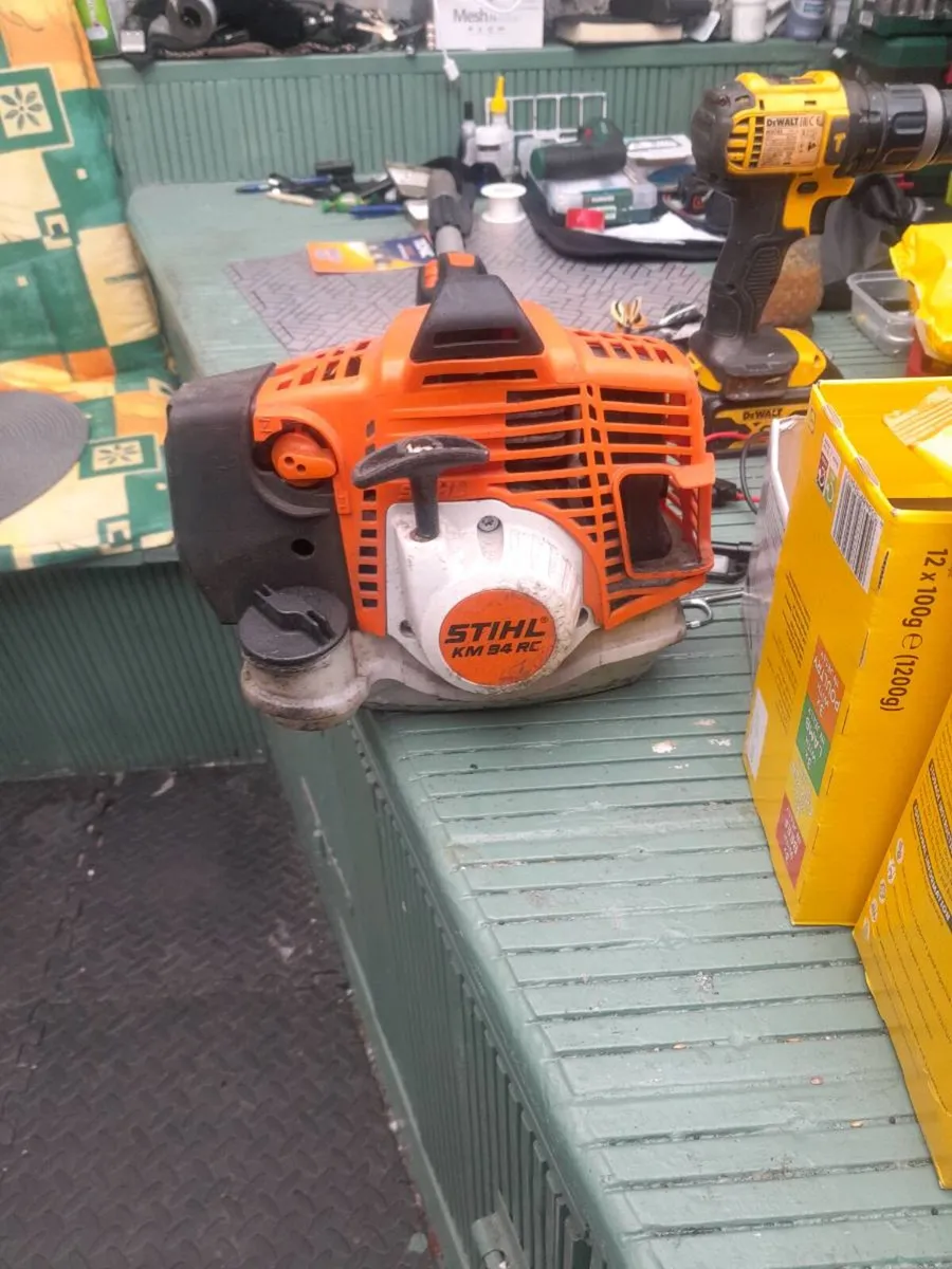 Stihl polesaw - Image 1