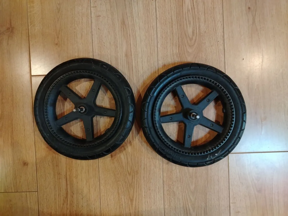 Bugaboo Cameleon 3 Rear Wheels - Image 4
