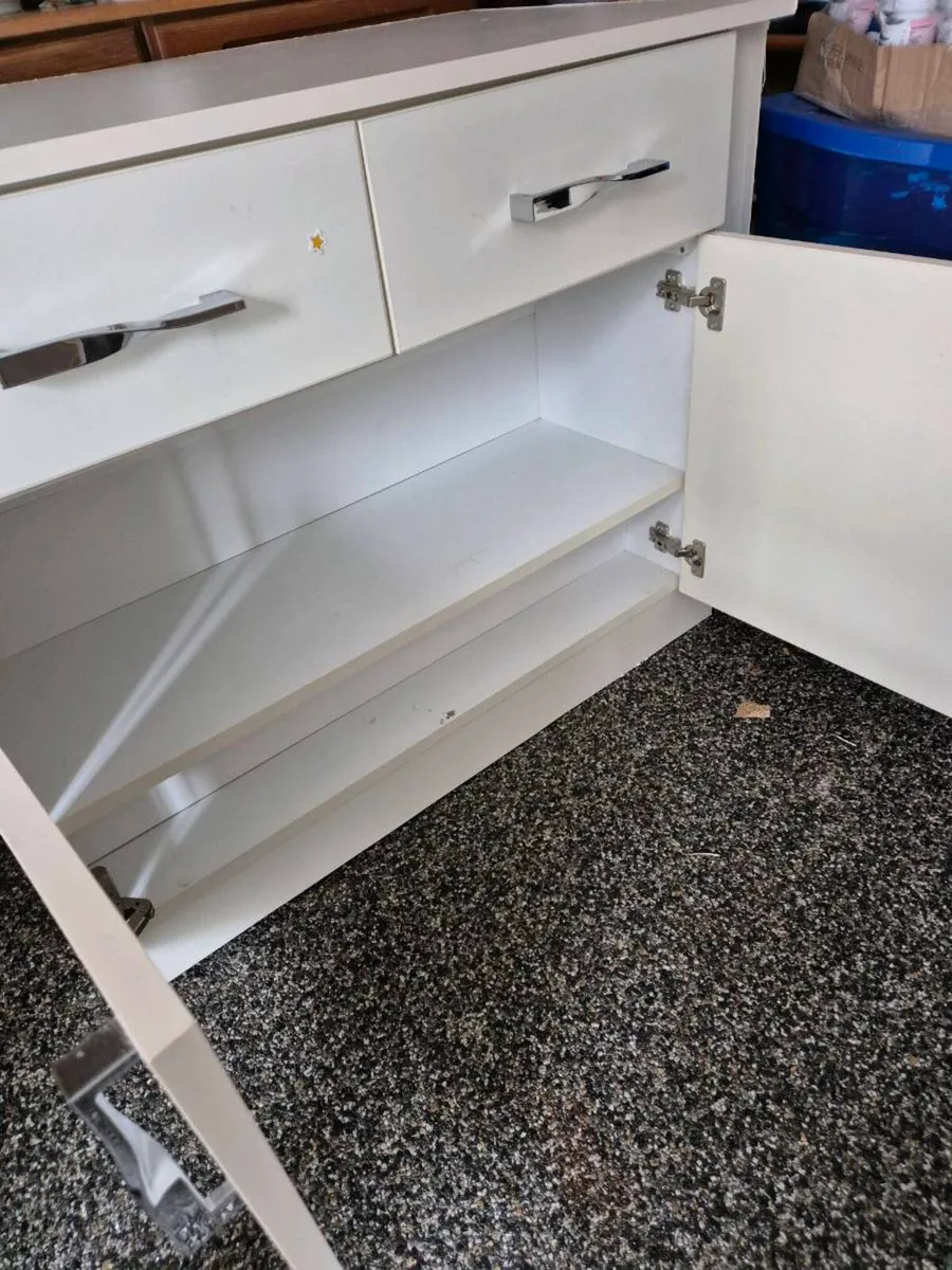 Bed base & Locker - Image 3